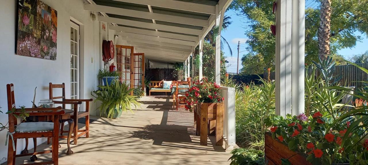 Best Little Guesthouse -Beit Shalom Oudtshoorn Exterior photo